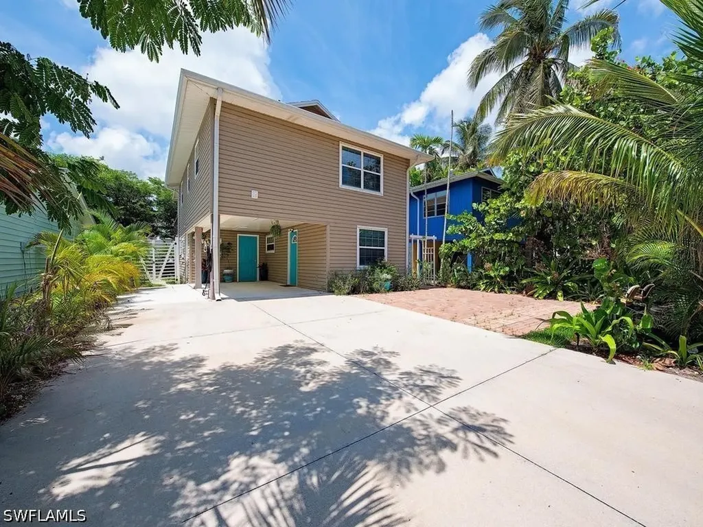 1881 Danford Street Naples FL 34112