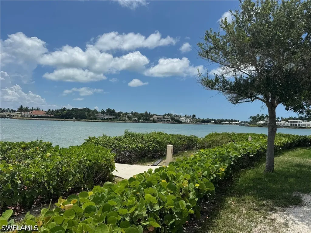 1881 Danford Street Naples FL 34112