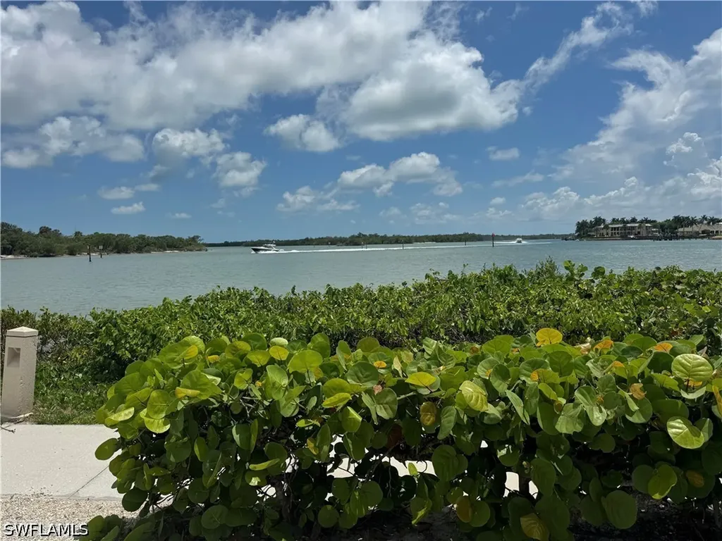 1881 Danford Street Naples FL 34112