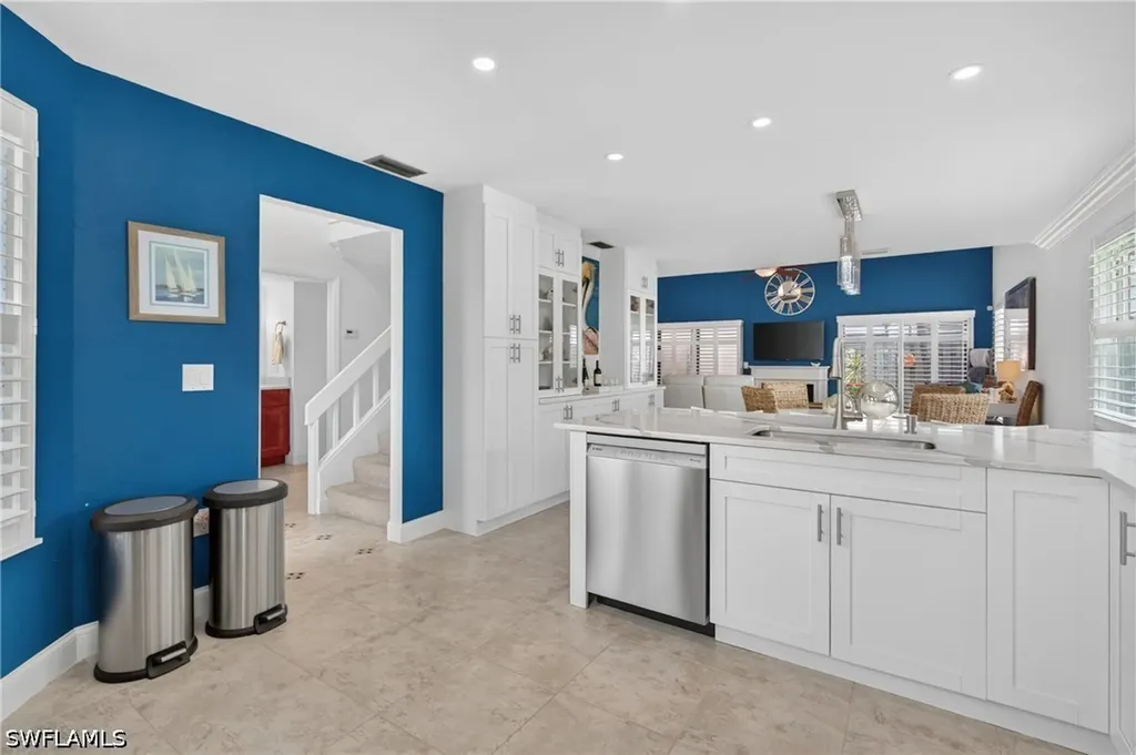 850 Meadowland Drive Naples FL 34108