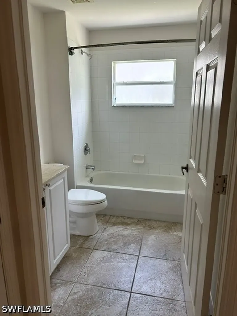6156 Mandalay Circle Naples FL 34112