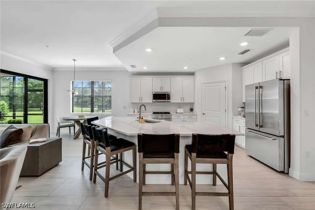 16348 Viansa Way Naples FL 34110