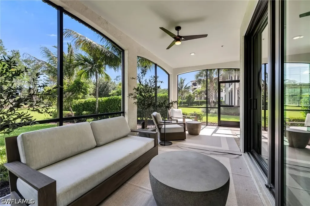 16348 Viansa Way Naples FL 34110