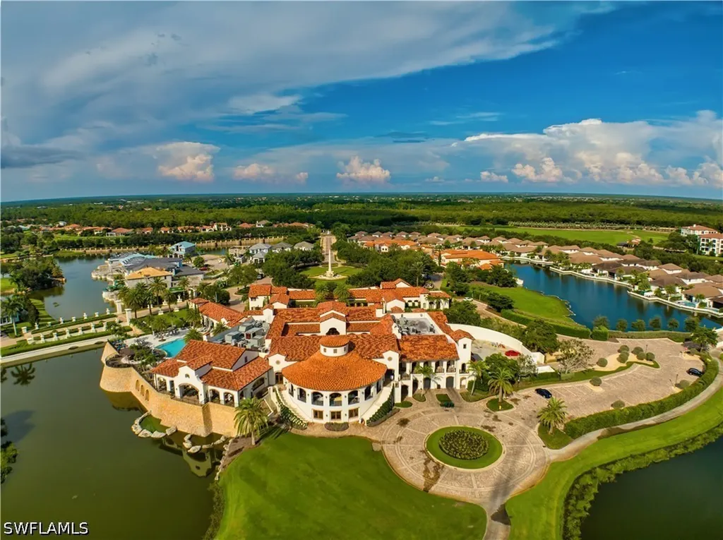 16348 Viansa Way Naples FL 34110