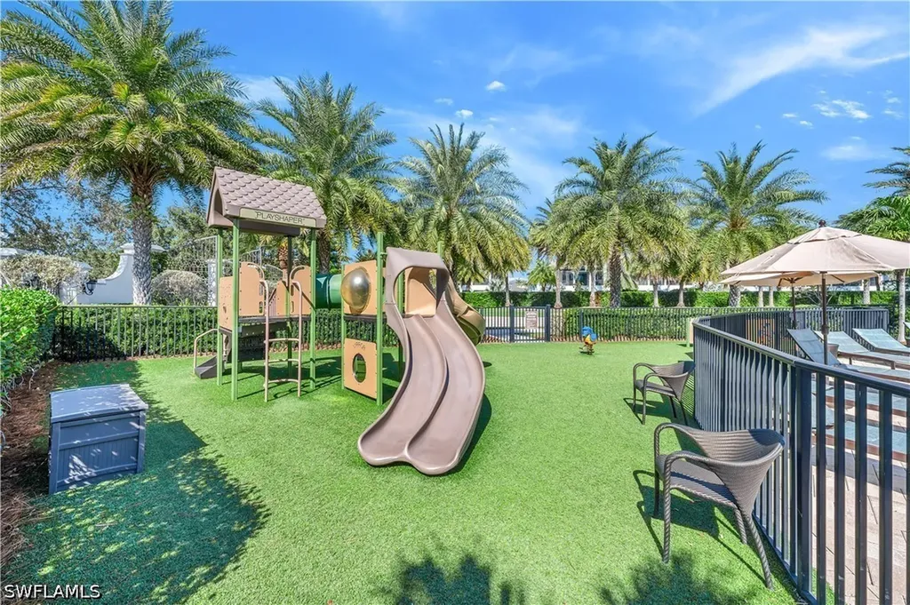 16348 Viansa Way Naples FL 34110