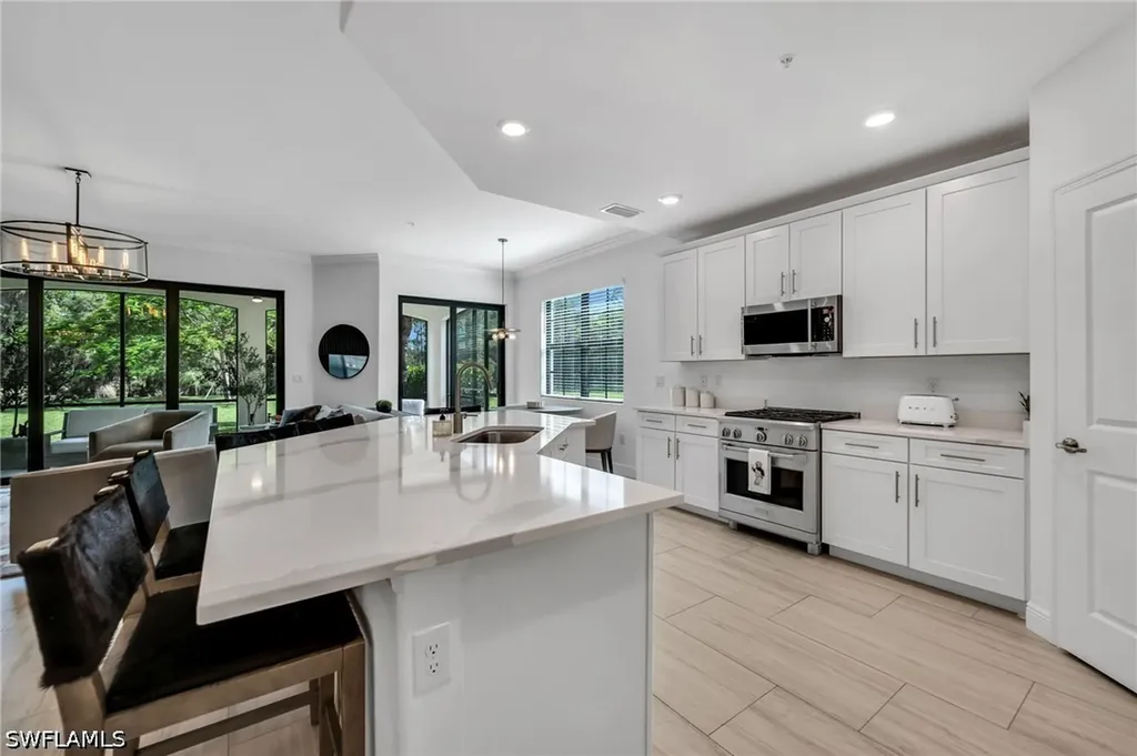 16348 Viansa Way Naples FL 34110