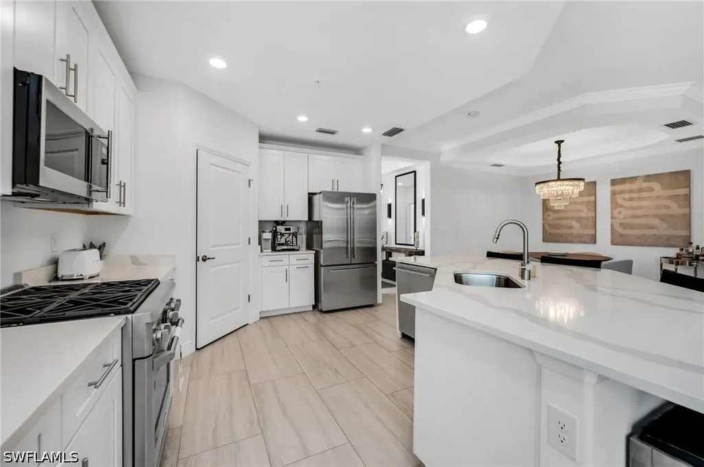 16348 Viansa Way Naples FL 34110