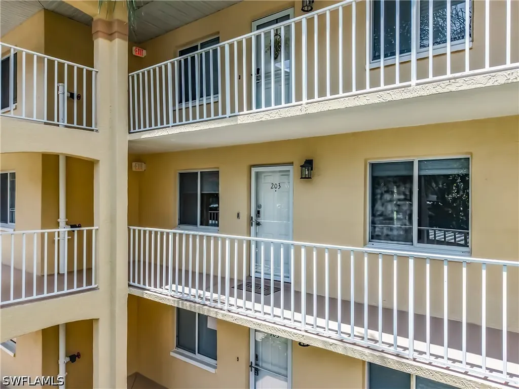 3685 Amberly Circle Naples FL 34112