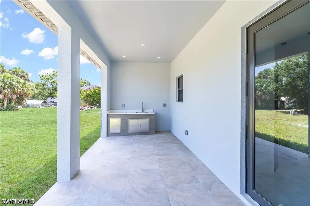 3619 Randall Bvld Naples FL 34120