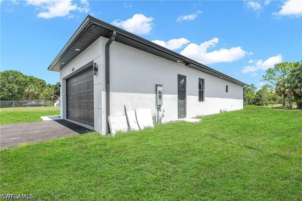 3619 Randall Bvld Naples FL 34120