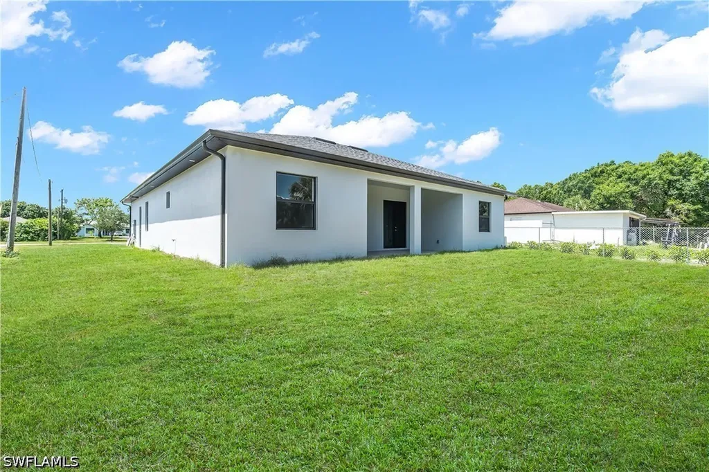 3619 Randall Bvld Naples FL 34120