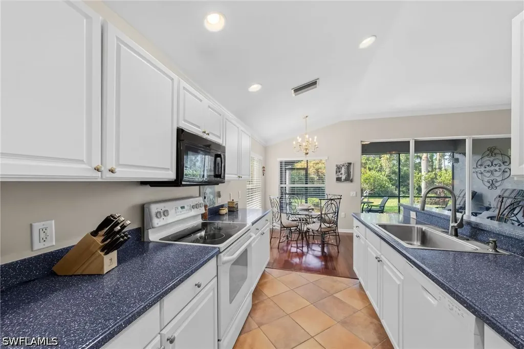 10046 Horse Creek Road Fort Myers FL 33913