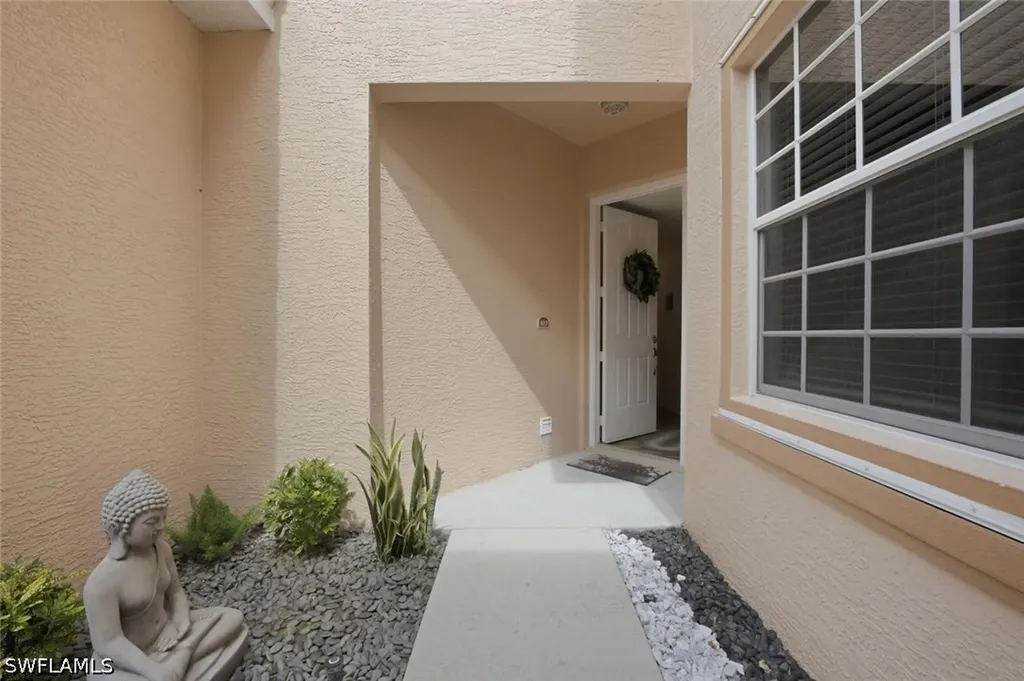 5120 W Hyde Park Court Fort Myers FL 33912