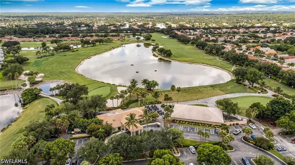 2032 Crestview Way Naples FL 34119