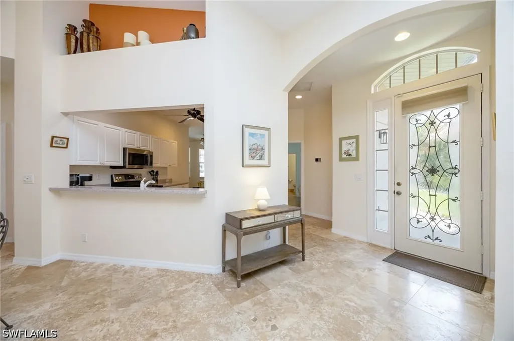 2032 Crestview Way Naples FL 34119