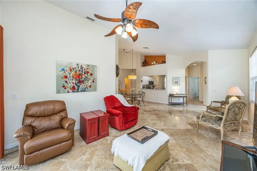 2032 Crestview Way Naples FL 34119