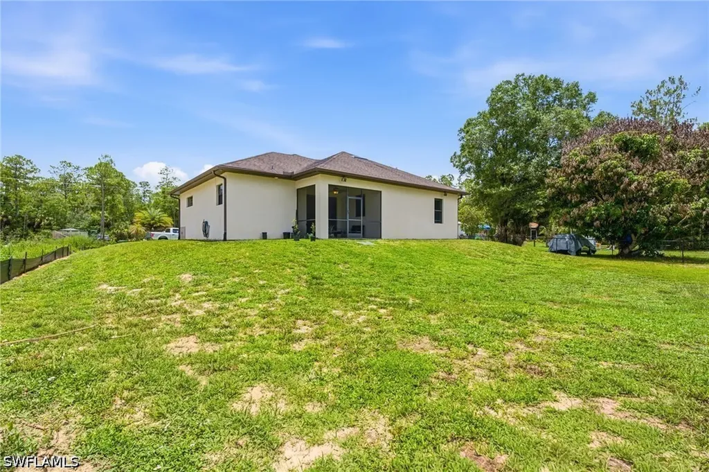 255 Everglades Boulevard S Naples FL 34117