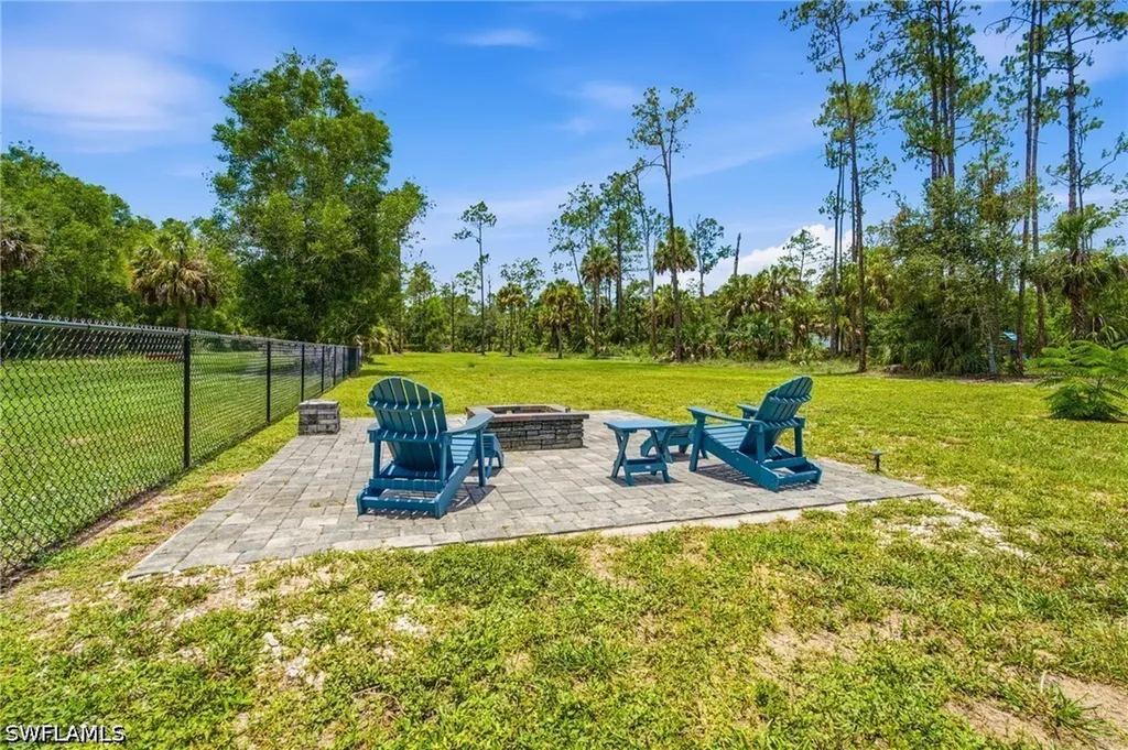 255 Everglades Boulevard S Naples FL 34117