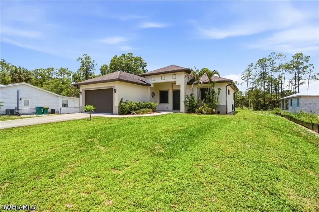 255 Everglades Boulevard S Naples FL 34117