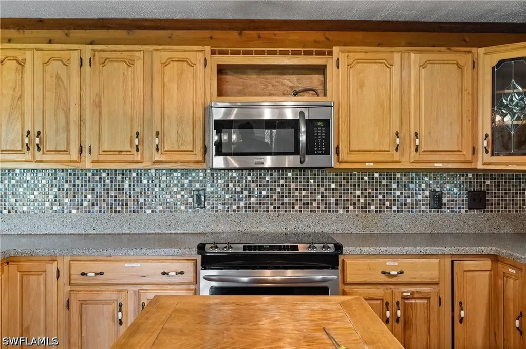 3040 Trail Dairy Circle North Fort Myers FL 33917