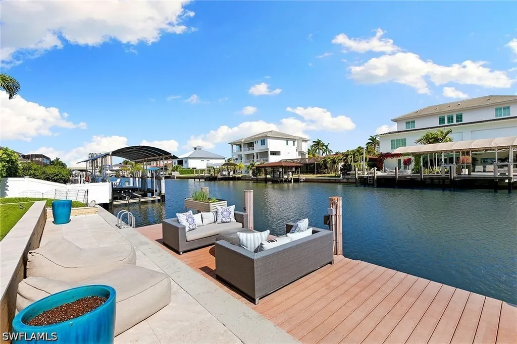357 Egret Avenue Naples FL 34108