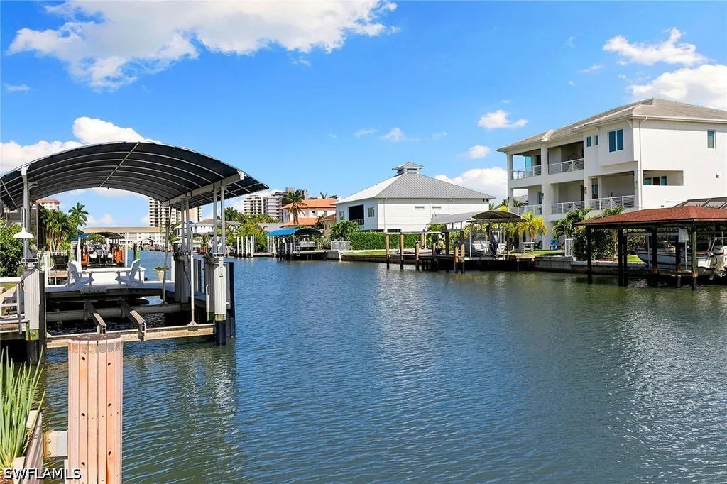 357 Egret Avenue Naples FL 34108