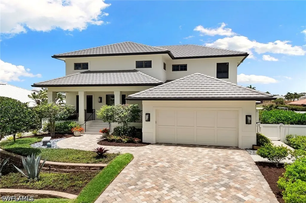 357 Egret Avenue Naples FL 34108