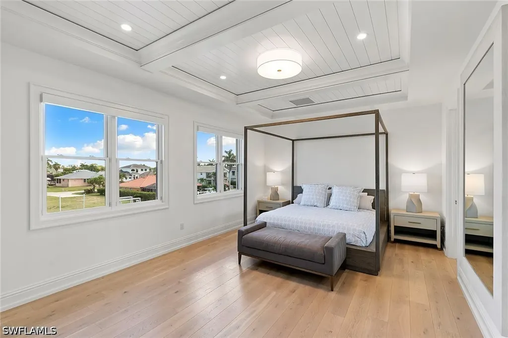 357 Egret Avenue Naples FL 34108