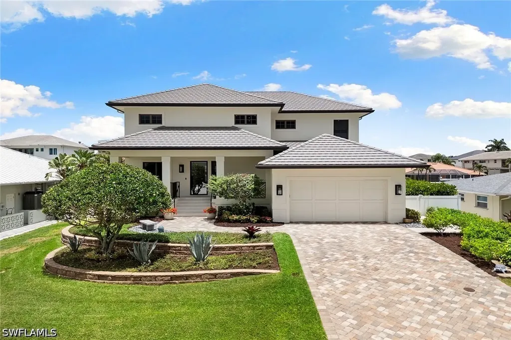 357 Egret Avenue Naples FL 34108