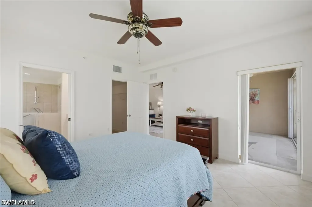 3033 Driftwood Way Naples FL 34109