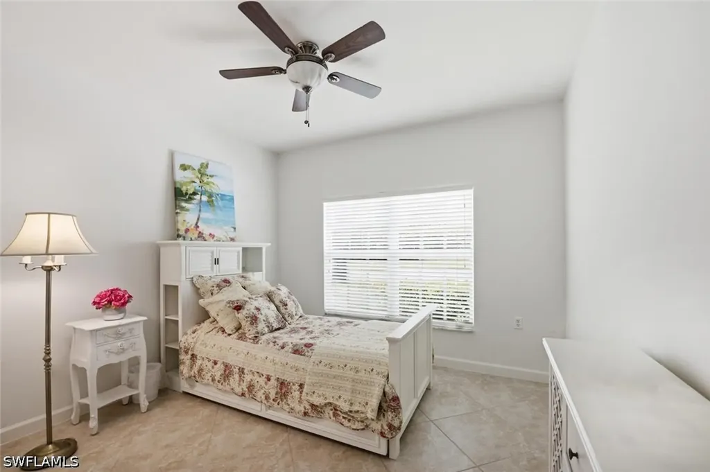 3033 Driftwood Way Naples FL 34109