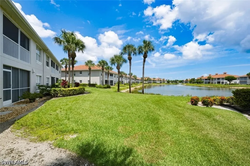 3033 Driftwood Way Naples FL 34109
