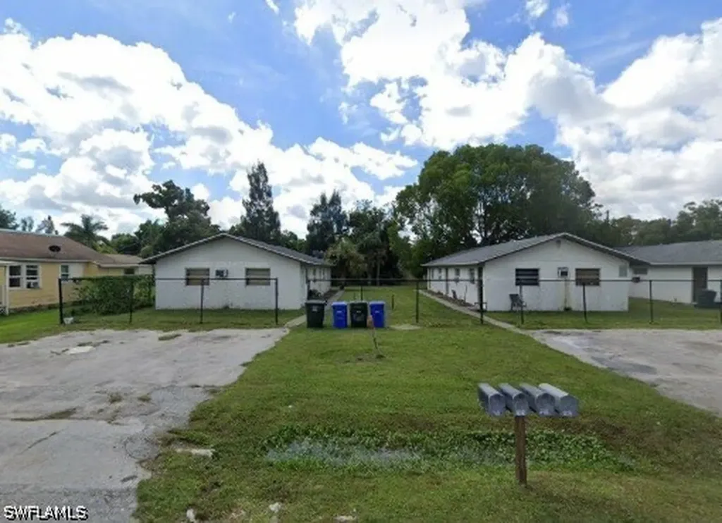 3920 Lora Street Fort Myers FL 33916