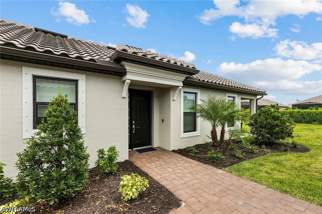 15189 Sacile Street Naples FL 34114