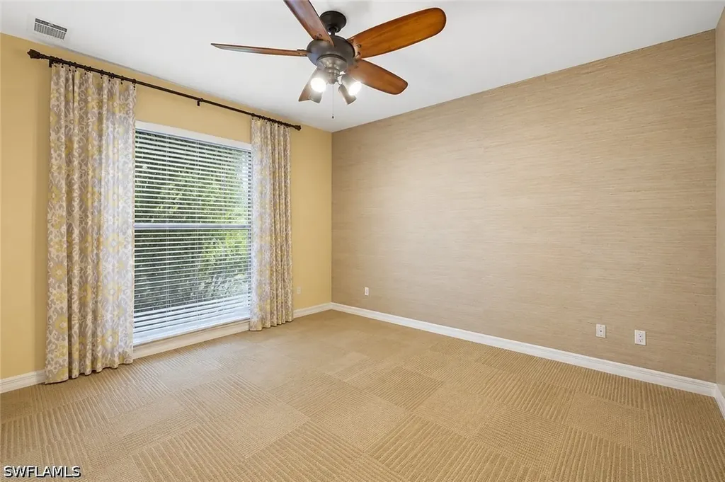 2274 Queens Way Naples FL 34112