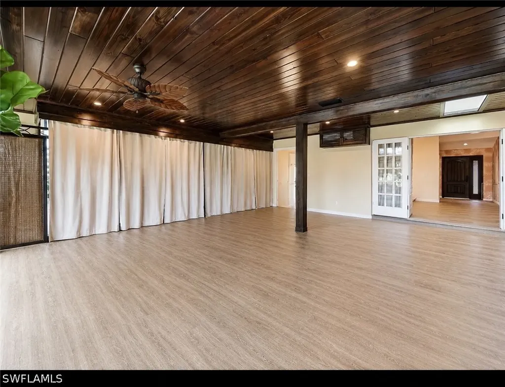 2274 Queens Way Naples FL 34112