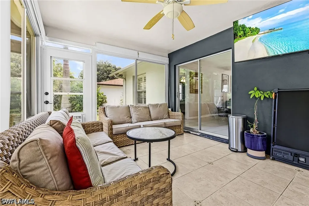 4564 Lakewood Boulevard Naples FL 34112
