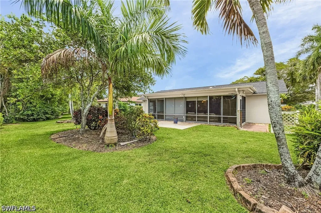 4564 Lakewood Boulevard Naples FL 34112