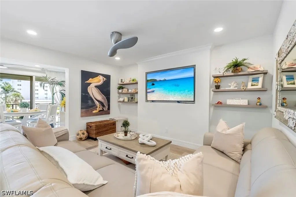 1910 Gulf Shore Boulevard N Naples FL 34102