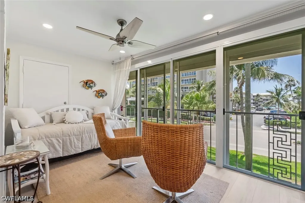 1910 Gulf Shore Boulevard N Naples FL 34102
