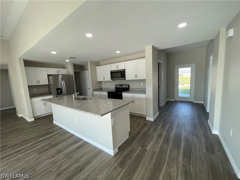 1617 NW 6th Avenue Cape Coral FL 33993