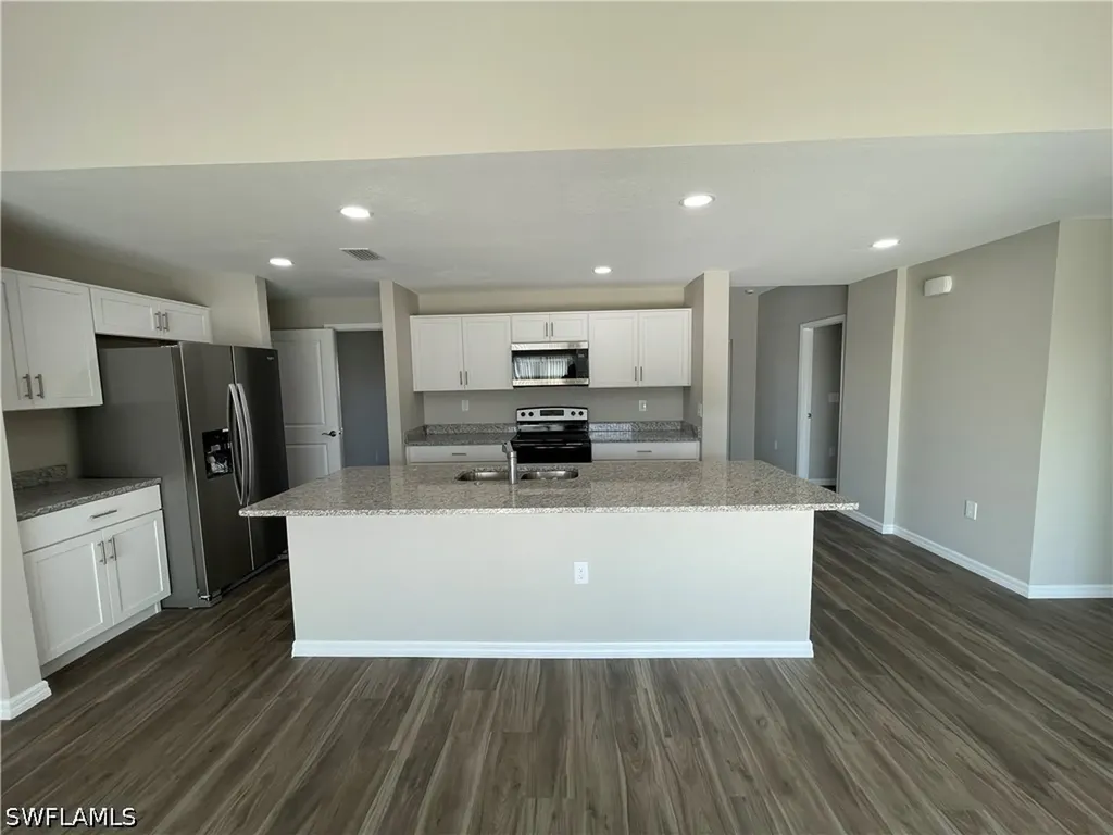 1617 NW 6th Avenue Cape Coral FL 33993