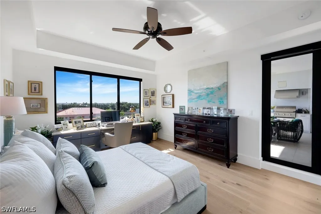 1125 Central Avenue Naples FL 34102