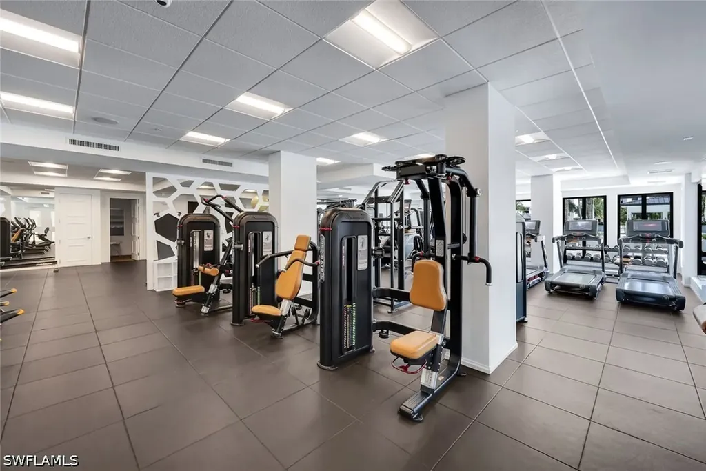 1125 Central Avenue Naples FL 34102