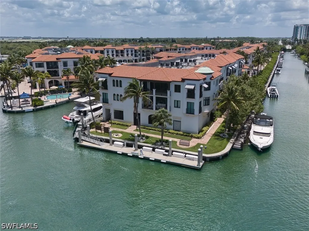1500 5th Avenue S Naples FL 34102