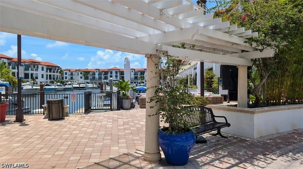 1500 5th Avenue S Naples FL 34102