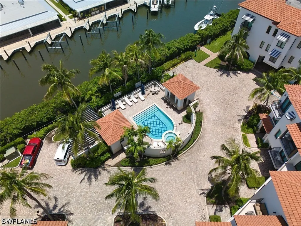 1500 5th Avenue S Naples FL 34102