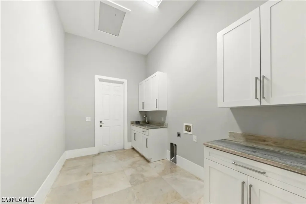 1361 Golden Gate Boulevard W Naples FL 34120