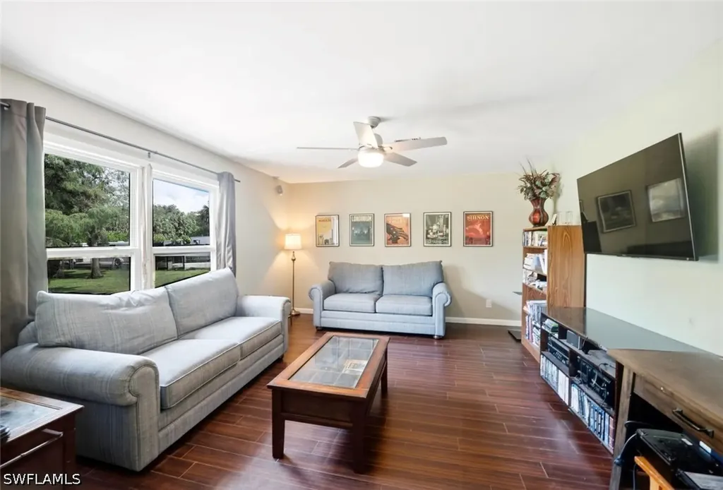 160 19th Street NW Naples FL 34120