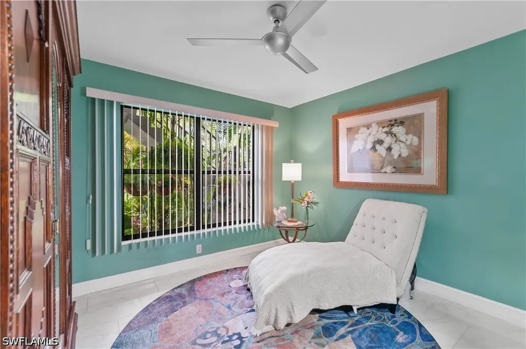 1223 Commonwealth Circle Naples FL 34116